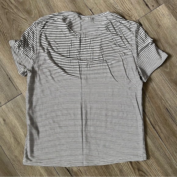 Classic Striped Short Sleeve Tee - Black and White - Picture 3 of 3